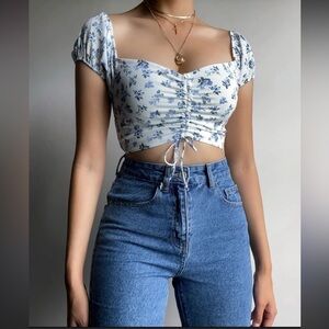 Timing White and Blue Floral Crop Top small